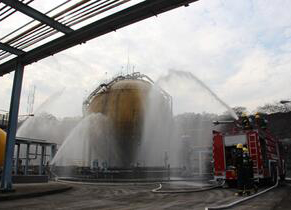 立博体育开展液氨充装站液氨泄漏应急救援综合演练