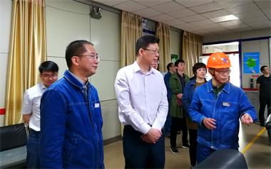 泸州市委常委、副市长刘春一行莅临我公司调研