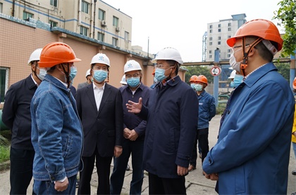 泸州市委书记刘强带队到立博体育督导安全生产工作