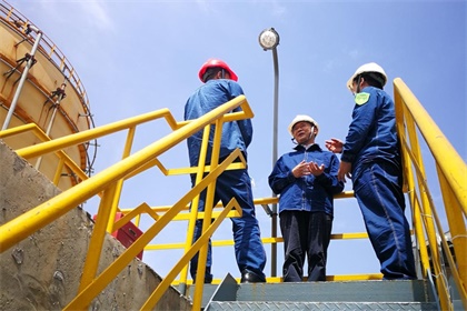 立博体育股份公司领导廖廷君赵永清率队督查和宁公司安全生产工作