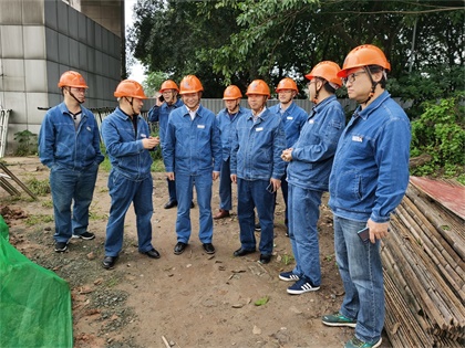 立博体育股份公司领导深入施工项目和生产现场检查指导工作