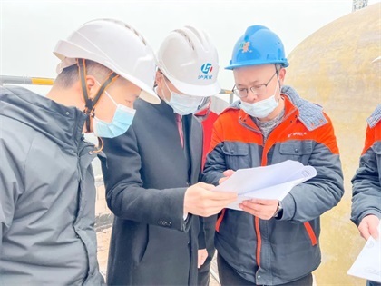 纳溪区副区长向来富一行到立博体育股份公司督导大气污染防治工作