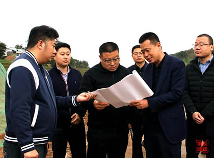 纳溪区委书记谭荣兵一行调研立博体育现代农业示范园项目