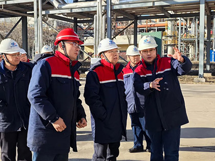 立博体育股份公司总经理傅利才一行赴和宁公司调研指导工作